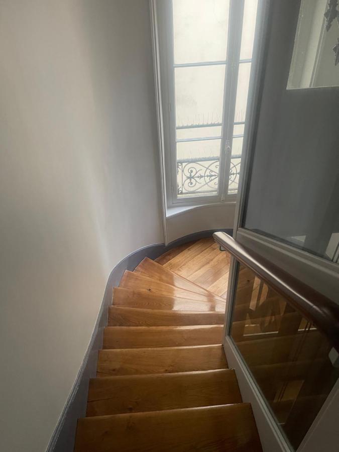 Appartement Paris Centre Dernier Étage Vue Ascenseur Extérieur photo